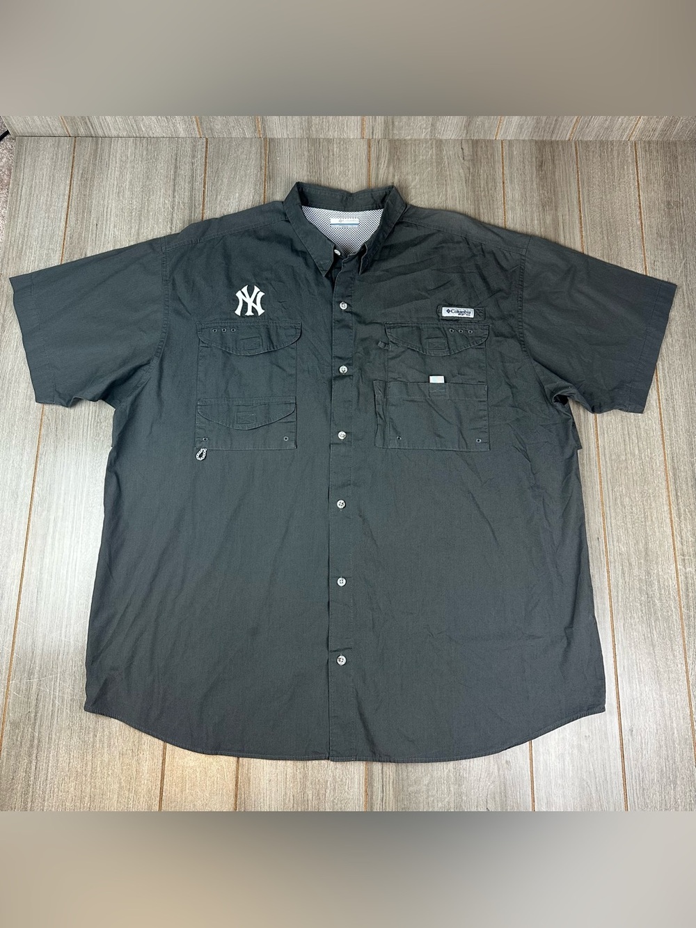 Columbia PFG Bonehead Short Mens XXL NEW YORK YANKEES Gray
